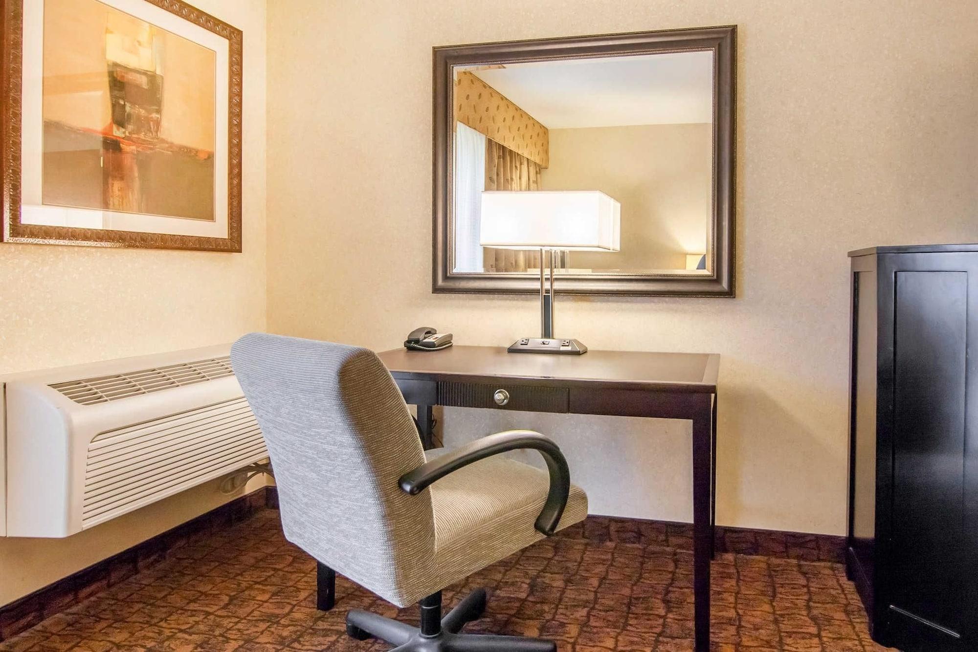 Comfort Inn & Suites Lincoln City Ngoại thất bức ảnh