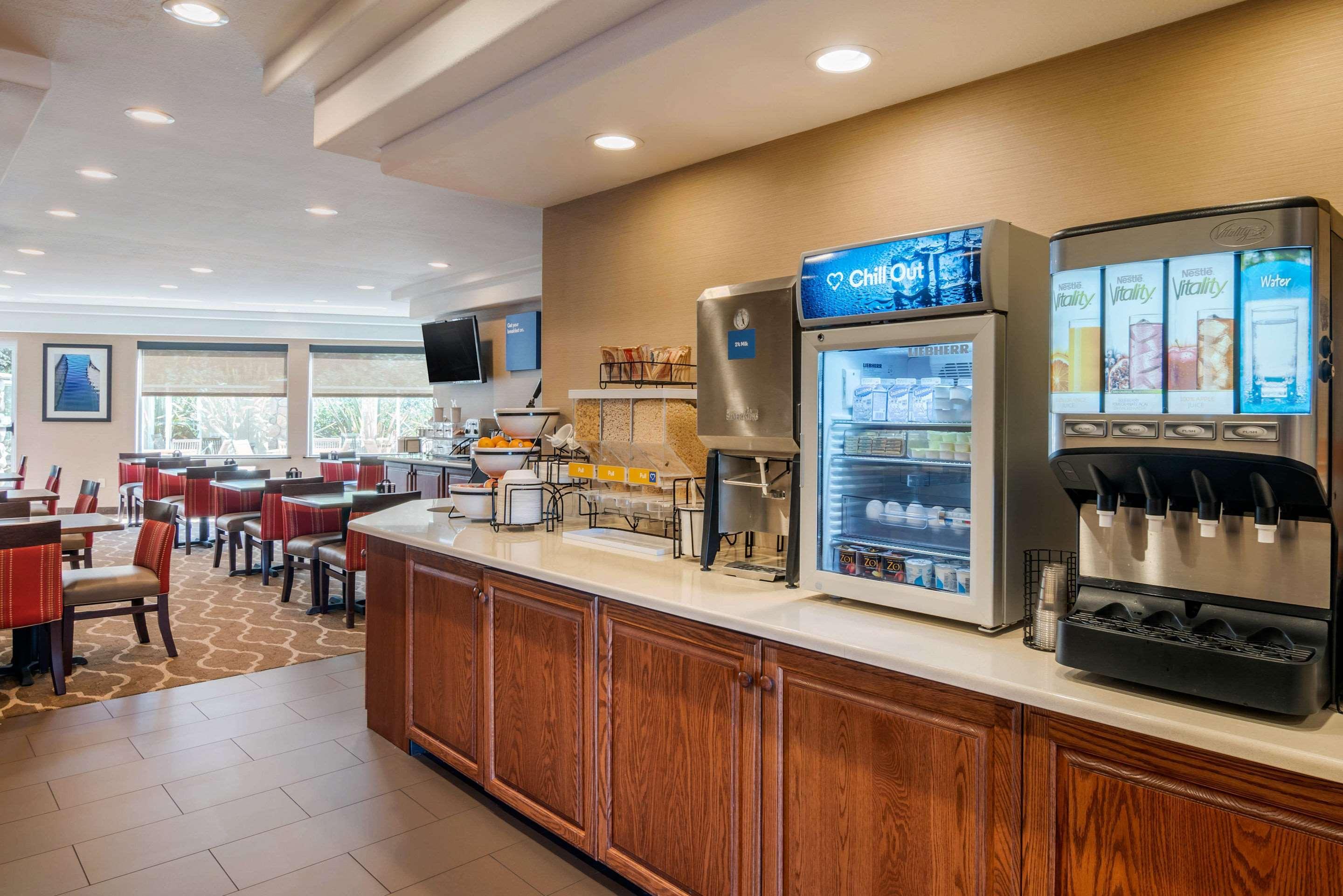 Comfort Inn & Suites Lincoln City Ngoại thất bức ảnh