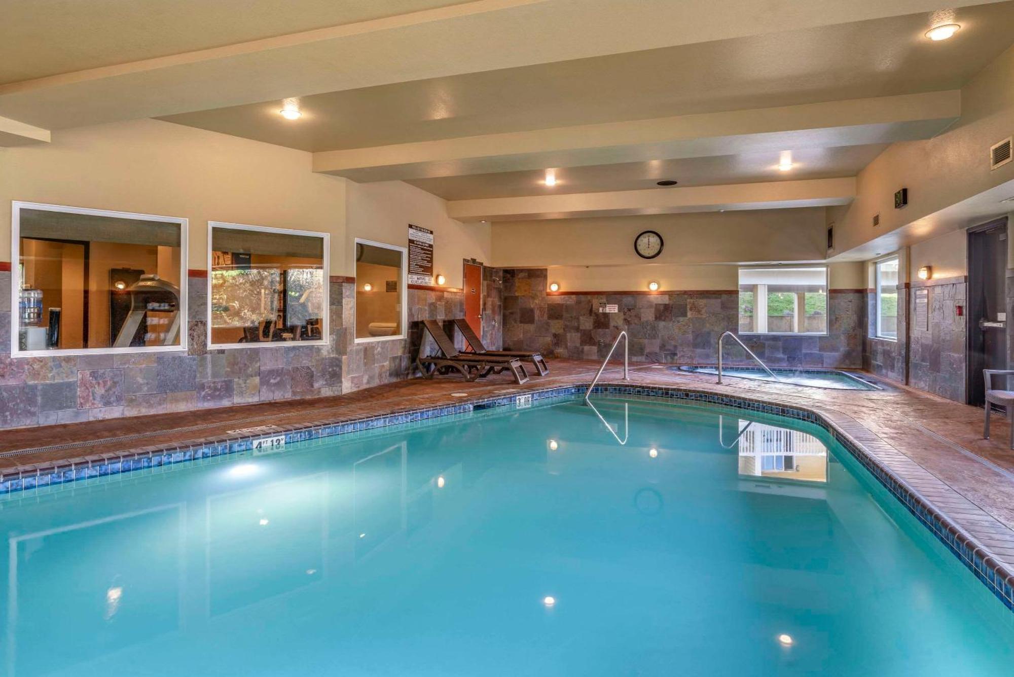 Comfort Inn & Suites Lincoln City Ngoại thất bức ảnh