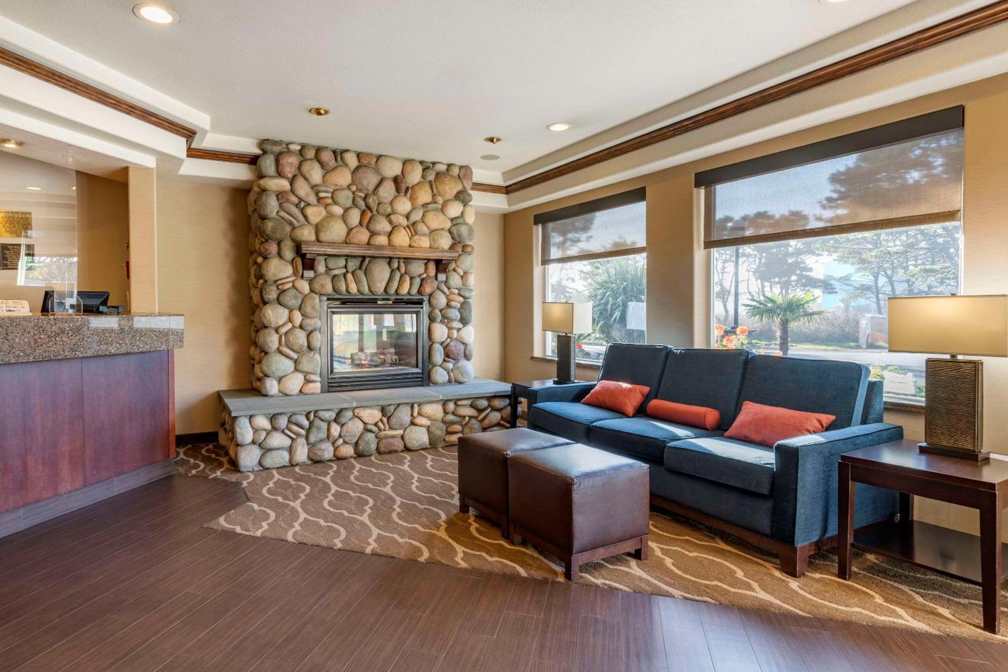 Comfort Inn & Suites Lincoln City Ngoại thất bức ảnh