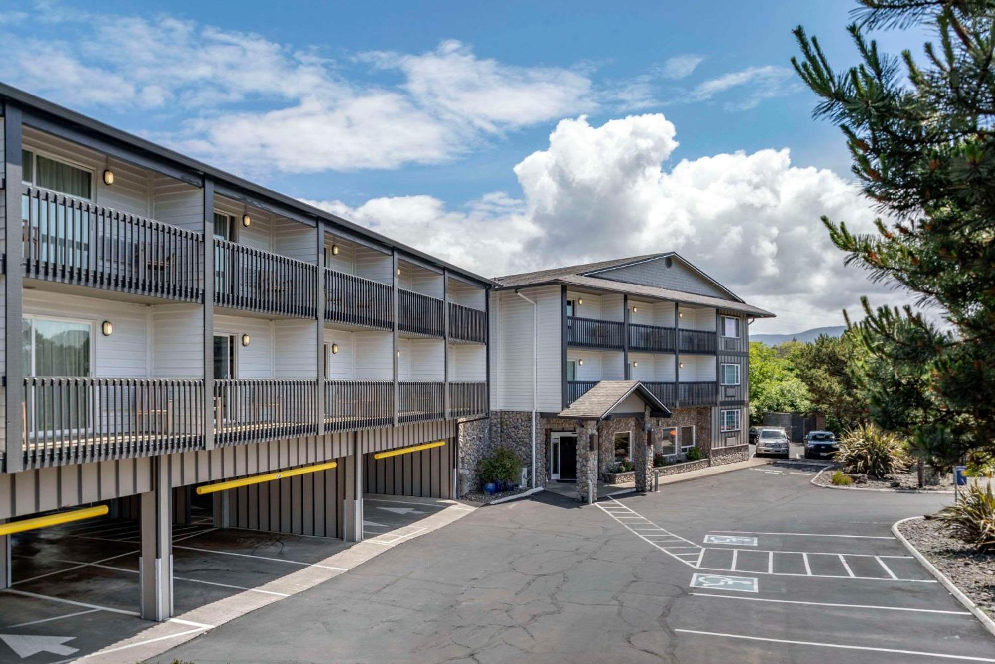 Comfort Inn & Suites Lincoln City Ngoại thất bức ảnh
